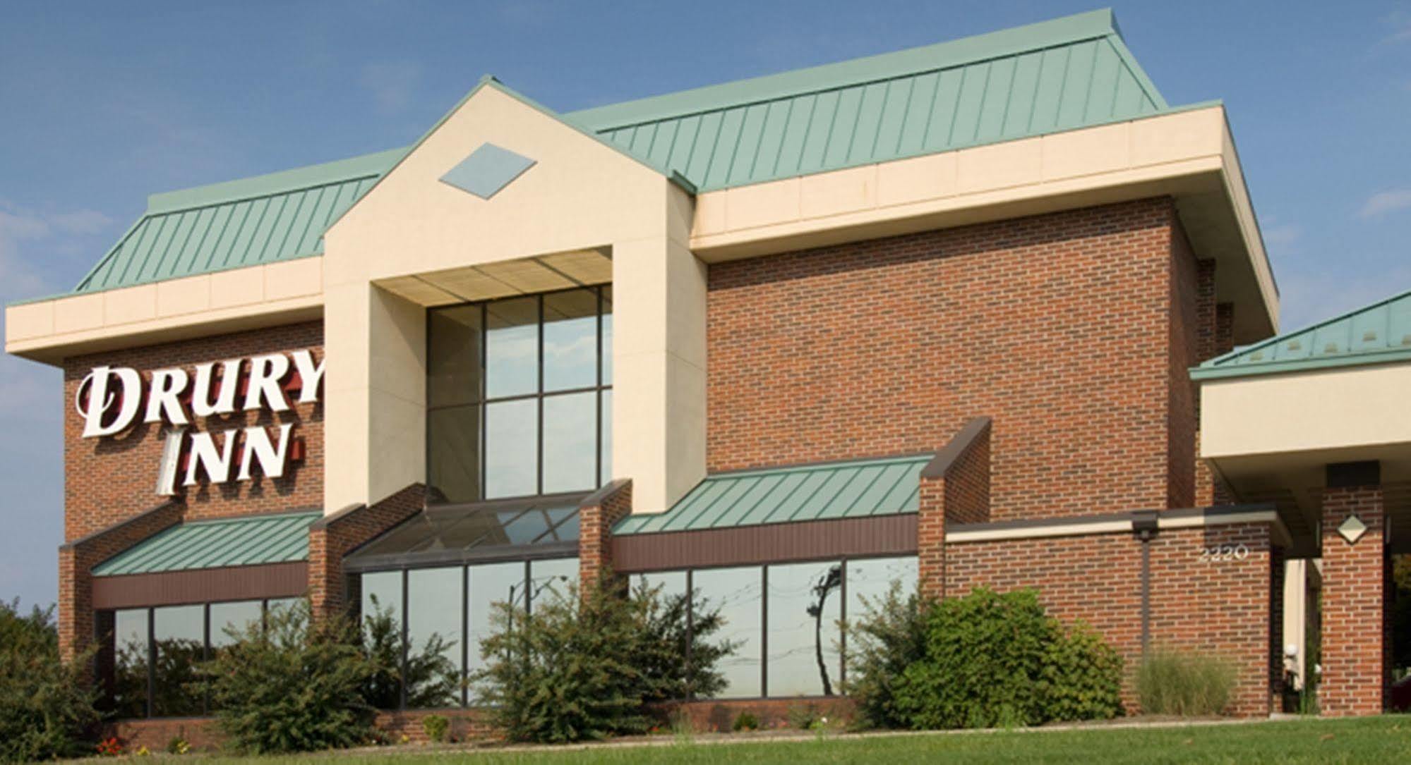 Drury & Hotel Poplar Bluff